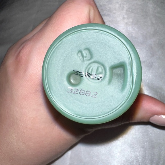 VINOPURE SKIN PERFECTING SERUM - Picture 2 of 4